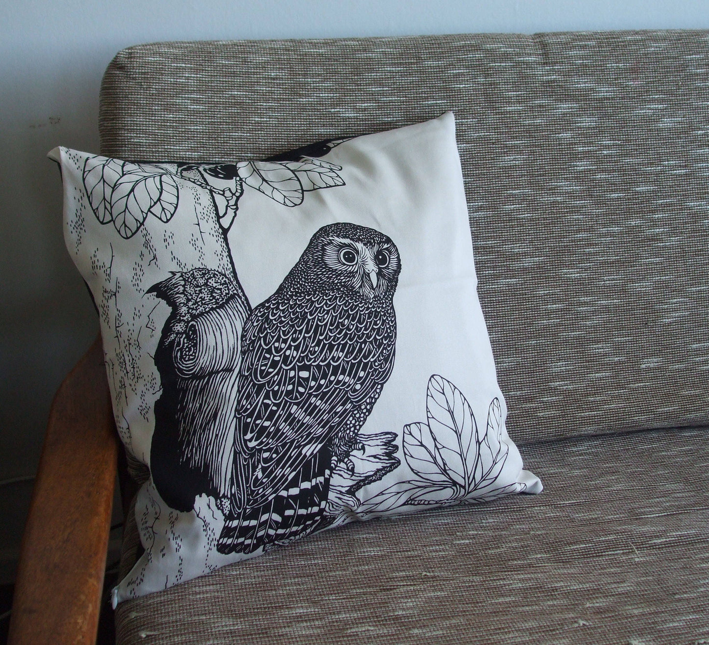 Ruru Cushion cover